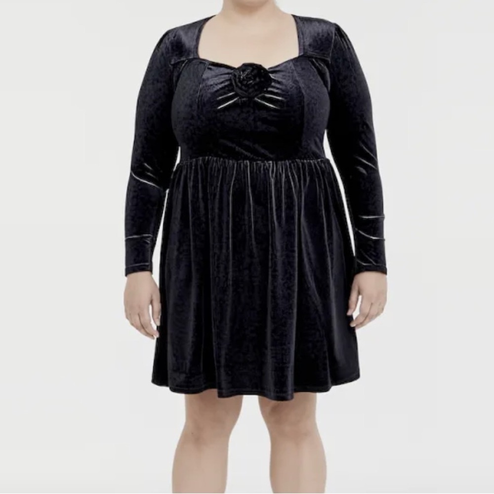 Black Velvet Dress Elegant